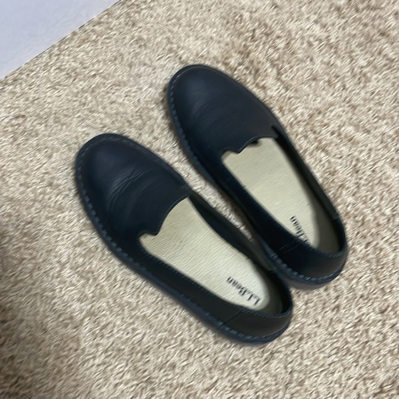 L.L. Bean Stonington Black Leather Slip-on Loafers Size 7 - Picture 2 of 5